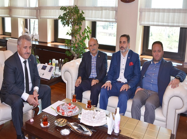 ULAŞTIRMA, DENİZCİLİK VE HABERLEŞME BAKANI AHMET ARSLAN’A TAZİYE ZİYARETİDE BULUNDUK
